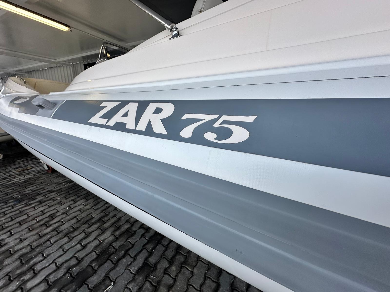 2017 ZAR 75 Suite en venta (photo 2)