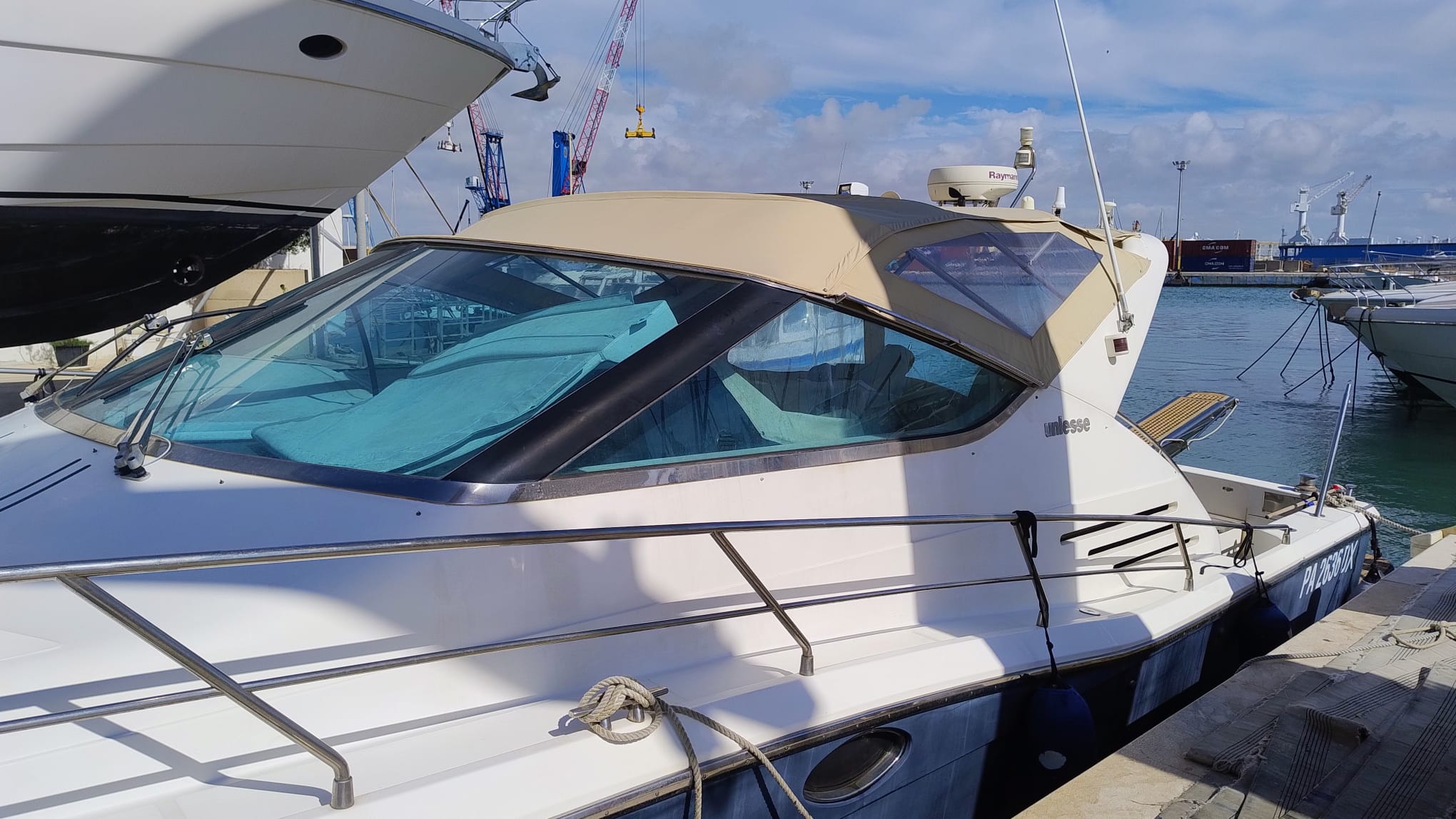 2005 Uniesse 48 Open in vendita (photo 7)