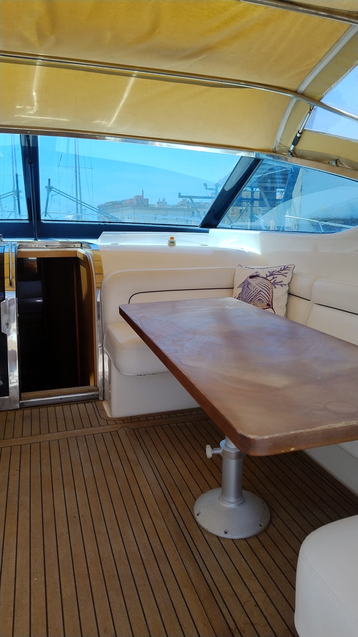 2005 Uniesse 48 Open in vendita (photo 11)