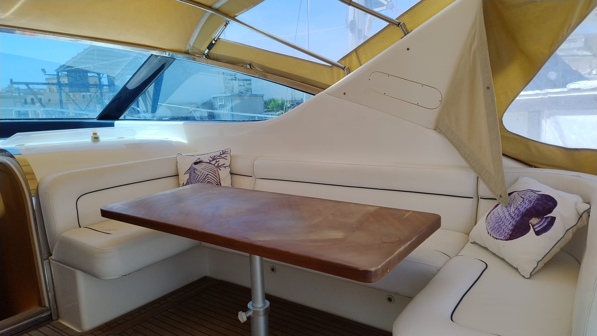 2005 Uniesse 48 Open in vendita (photo 12)
