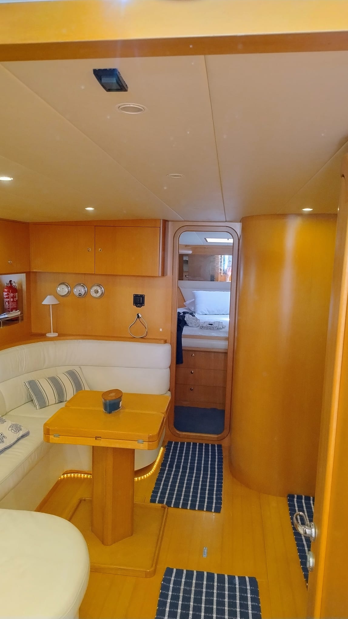 2005 Uniesse 48 Open in vendita (photo 17)