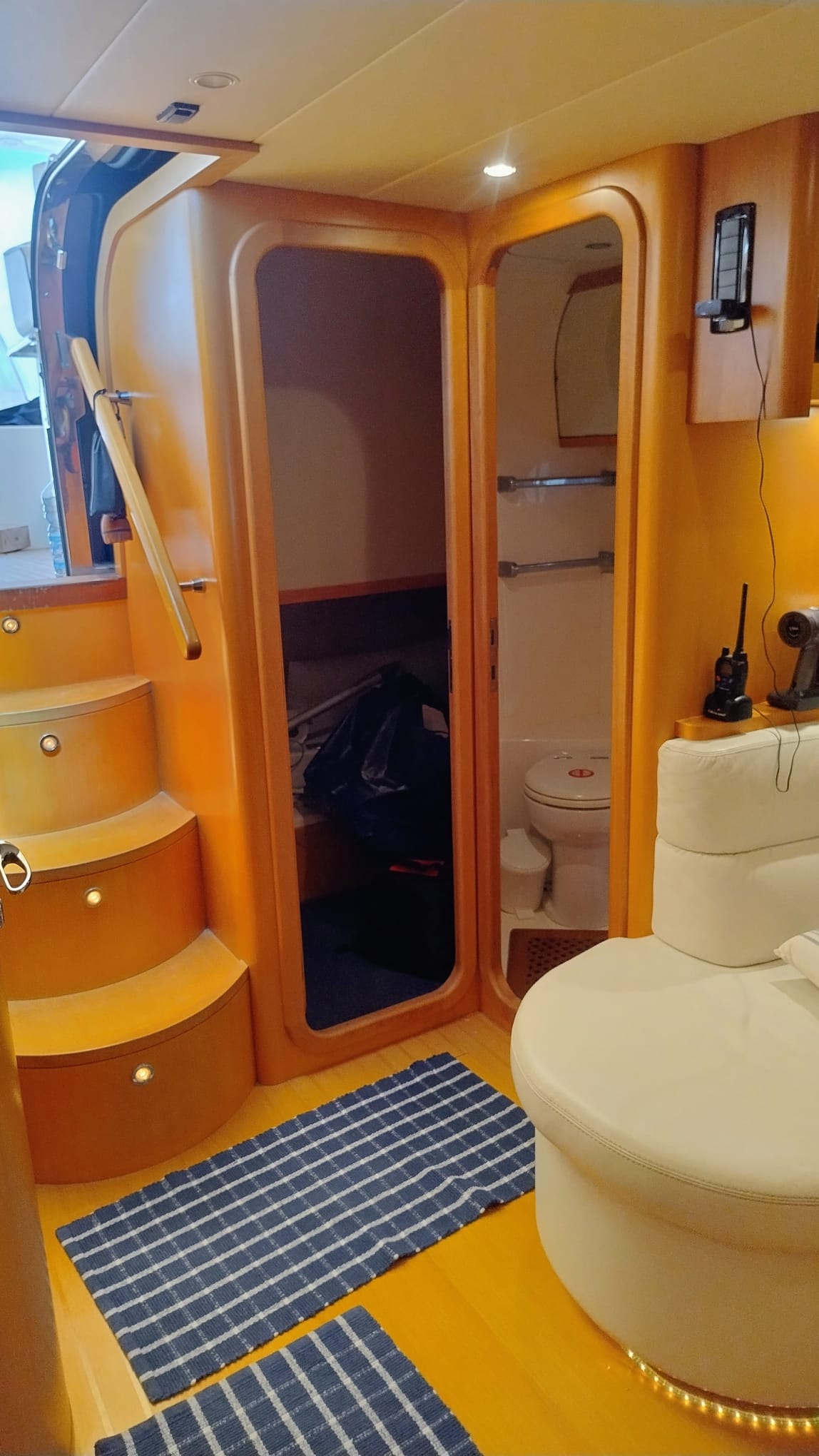 2005 Uniesse 48 Open in vendita (photo 21)