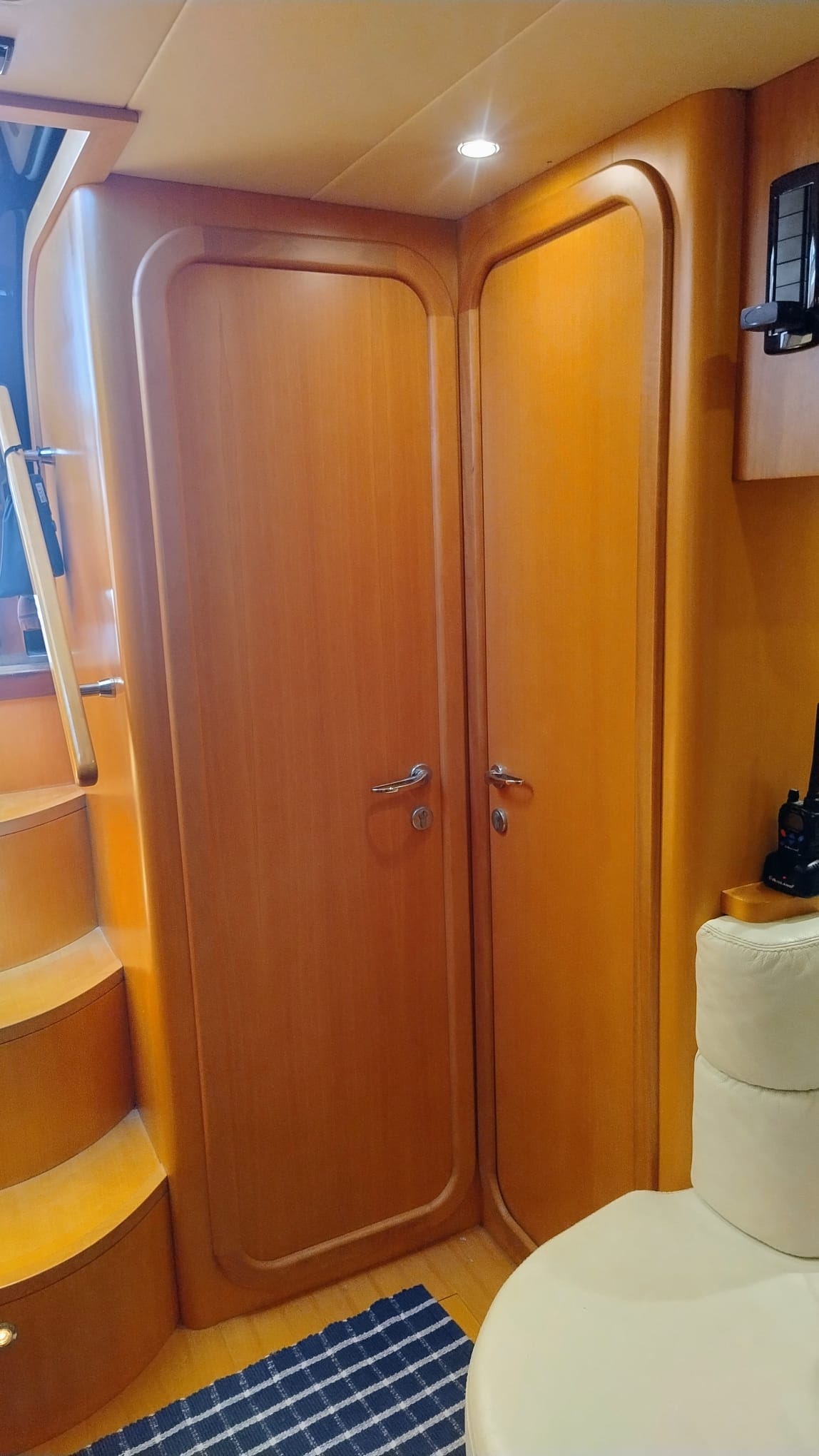 2005 Uniesse 48 Open in vendita (photo 22)