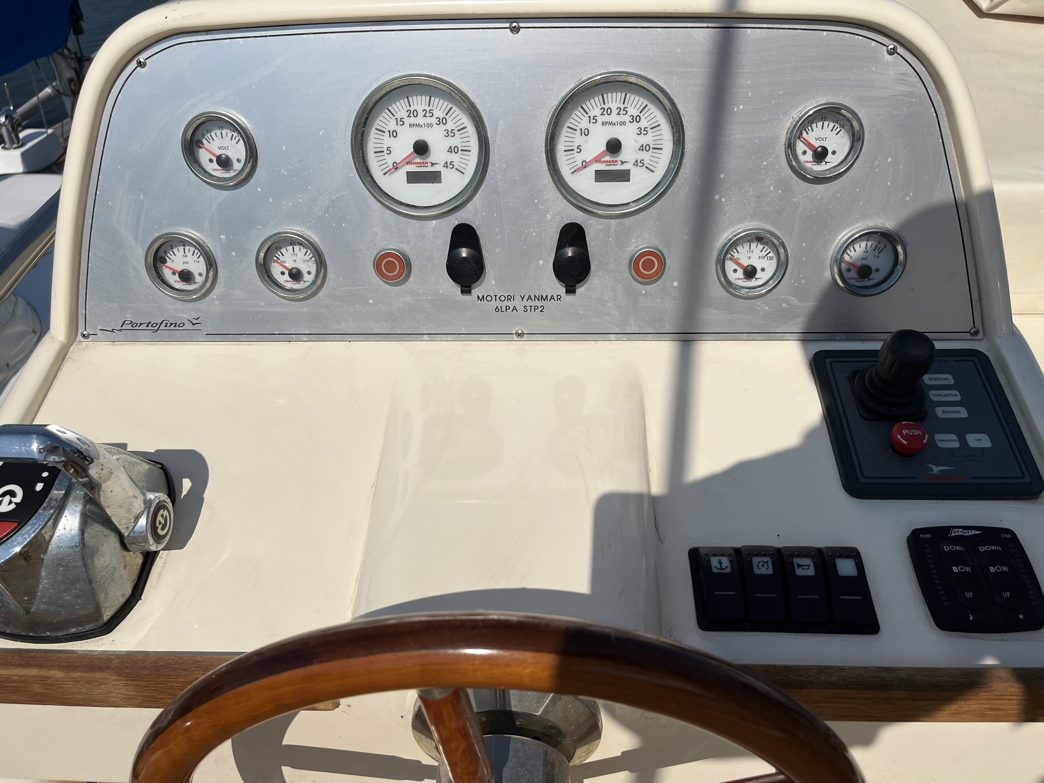 2010 Portofino Marine 11 Fly in vendita (photo 6)