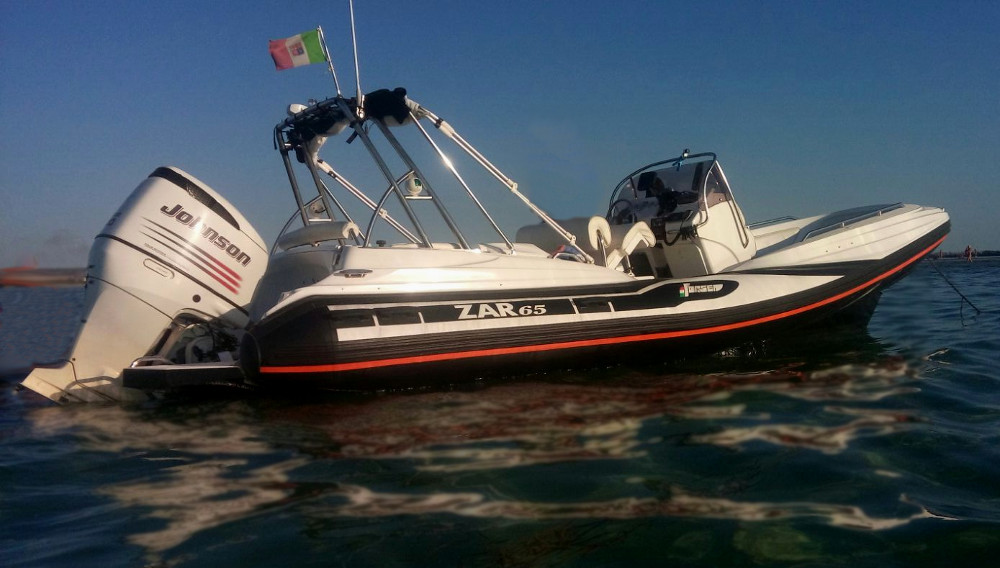 2004 ZAR Formenti 65 Suite a noleggio (photo 22)