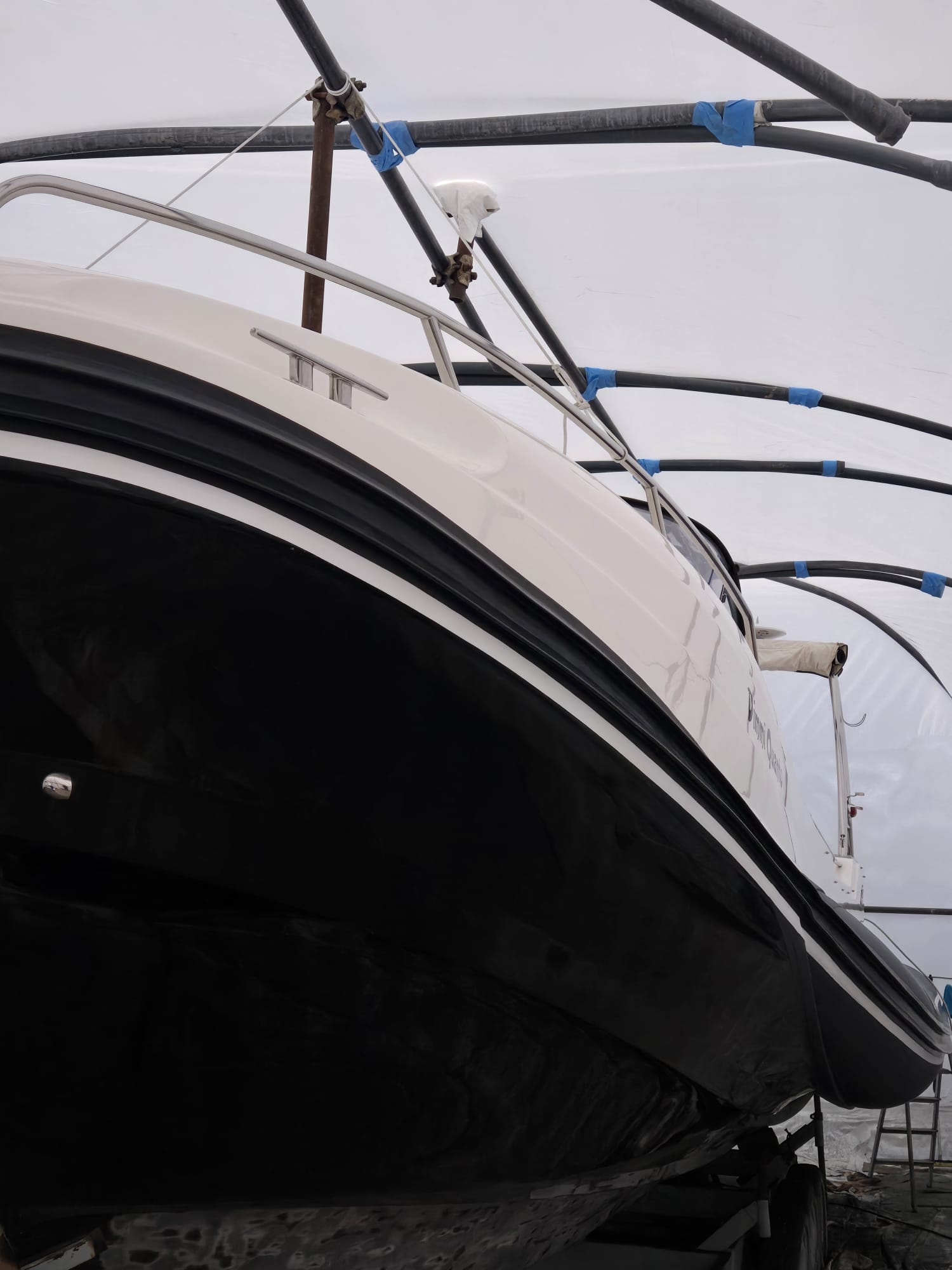 2010 Zar Formenti 97 Skydeck en alquiler (photo 9)