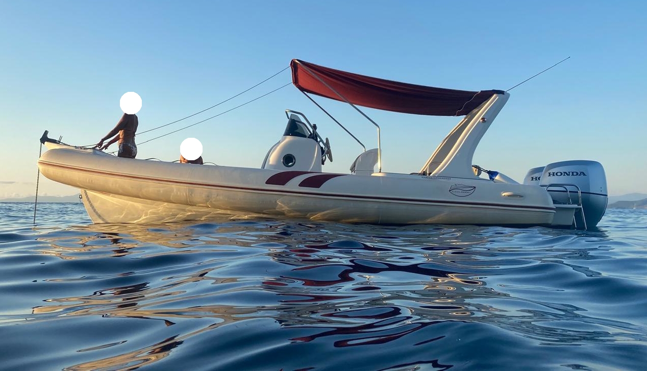 2014 Colbac Shark 720 te huur (photo 2)