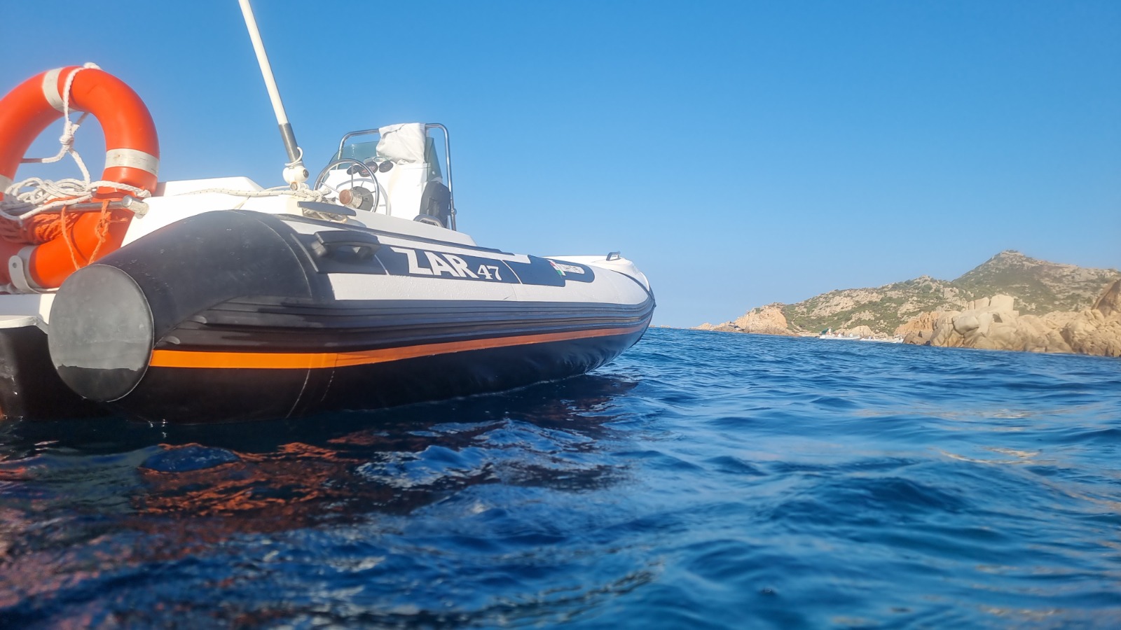 2002 Zar Formenti 47 for charter (photo 6)
