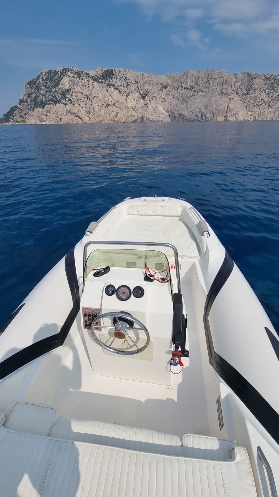 2002 Zar Formenti 47 for charter (photo 18)