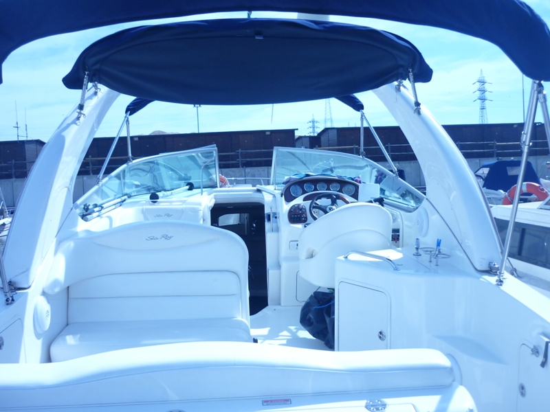2004 Sea Ray Sundancer 31.5 te koop (photo 8)