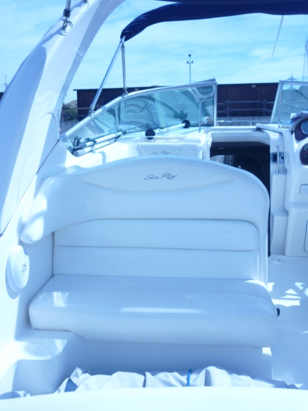 2004 Sea Ray Sundancer 31.5 te koop (photo 9)