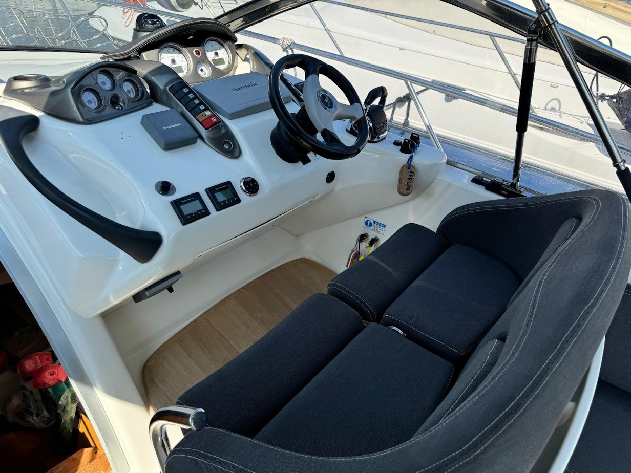 2012 Cranchi Endurance 33 à vendre (photo 9)