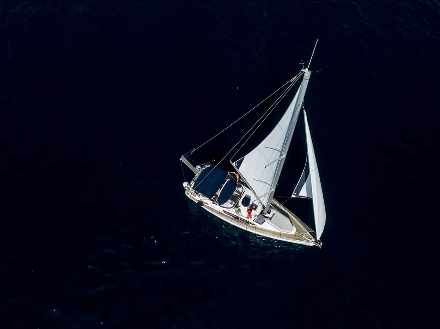 2010 Jeanneau Sun Odyssey 42DS en alquiler (photo 2)