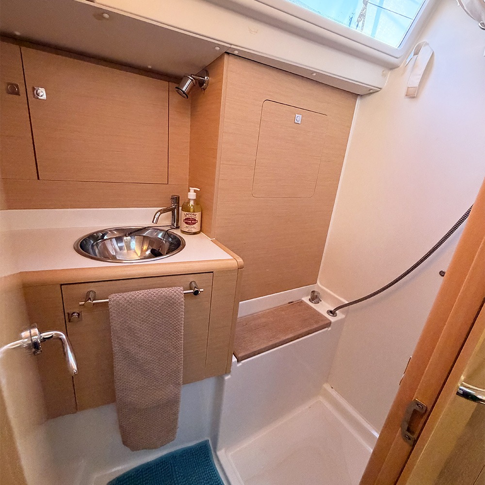 2018 Jeanneau Sun Odyssey 419 na czarter (photo 6)