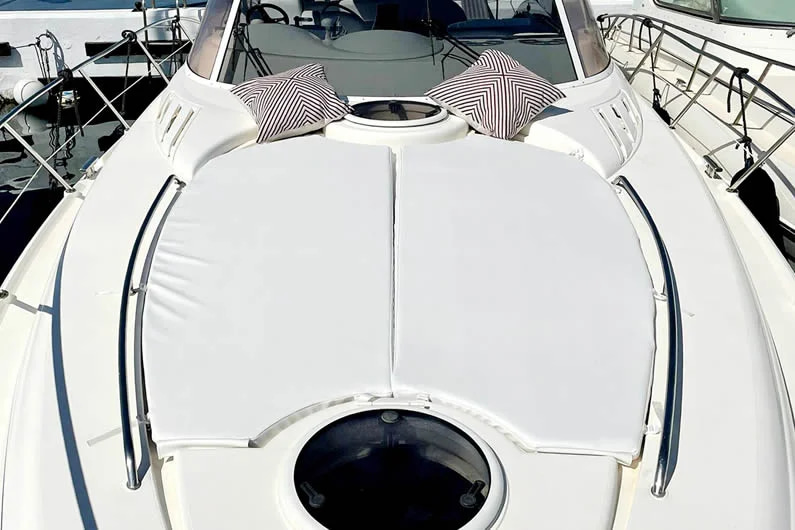 2025 Fairline Targa 43 for charter (photo 4)