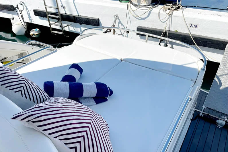 2025 Fairline Targa 43 for charter (photo 5)