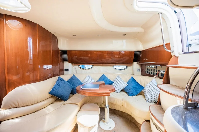 2025 Fairline Targa 43 for charter (photo 9)