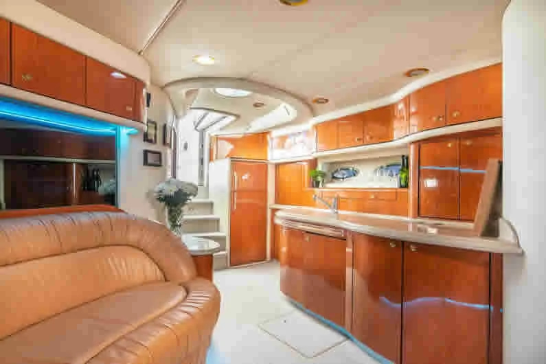 2025 Sea Ray 540 Sundancer zu chartern (photo 6)