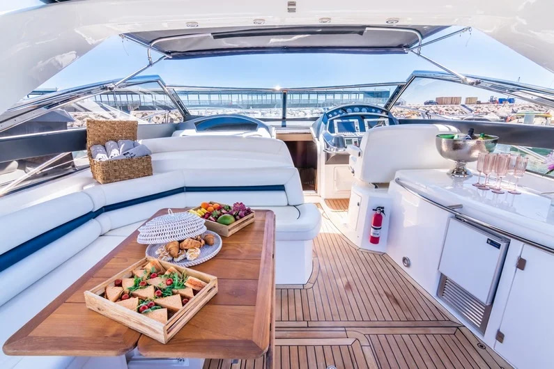 2025 Sunseeker 55 na czarter (photo 3)