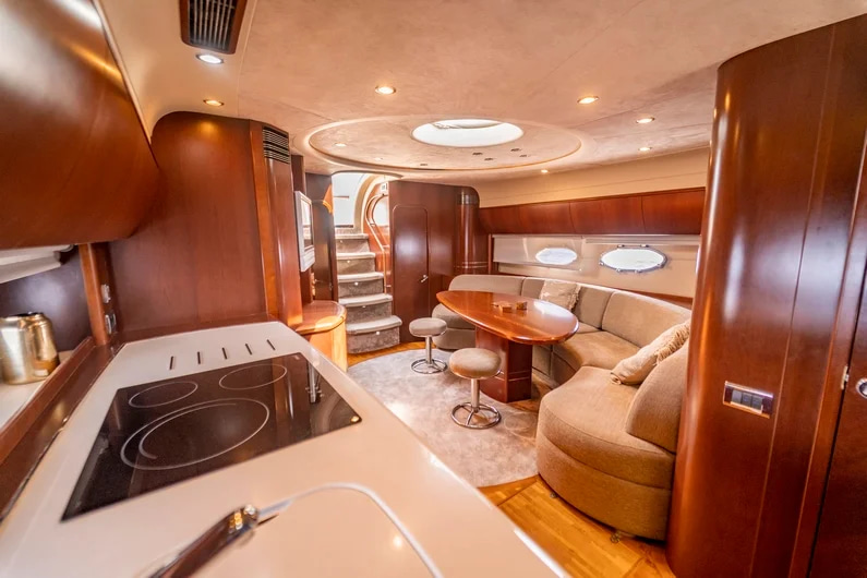2025 Princess V58 na czarter (photo 8)