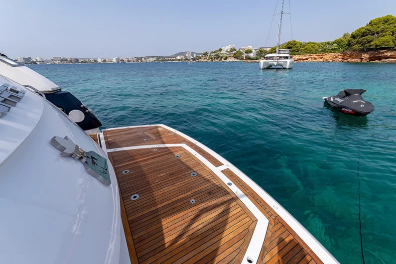 2025 Sunseeker Predator 72 zu chartern (photo 3)