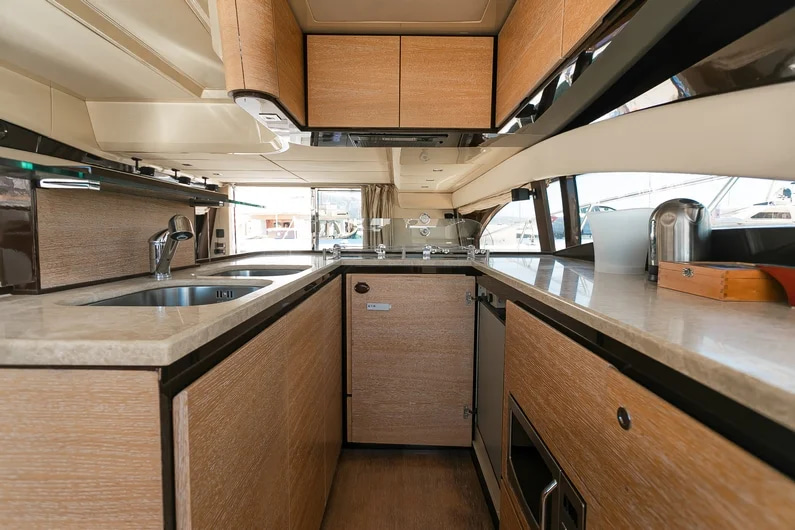 2025 Azimut 58 Fly na czarter (photo 11)