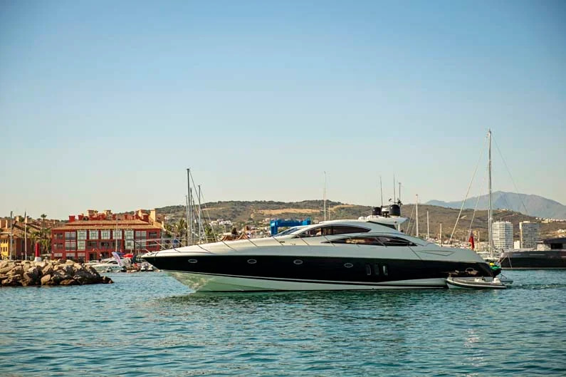 2025 Sunseeker Predator 72 na czarter (photo 2)