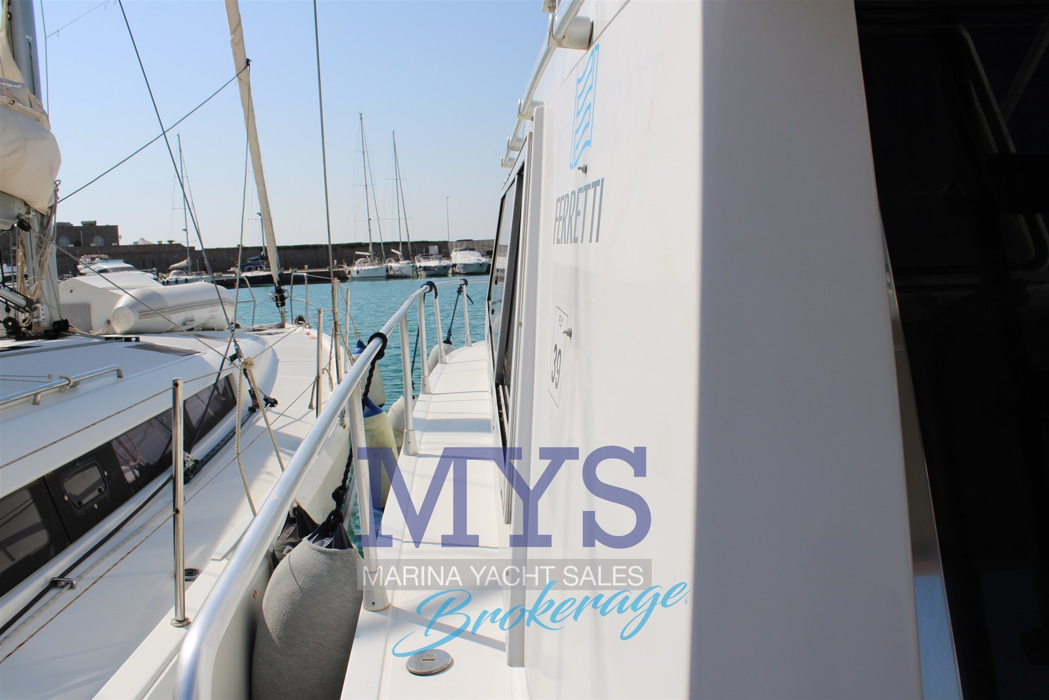 1991 Ferretti Yachts Ferretti 39 Fly à vendre (photo 5)