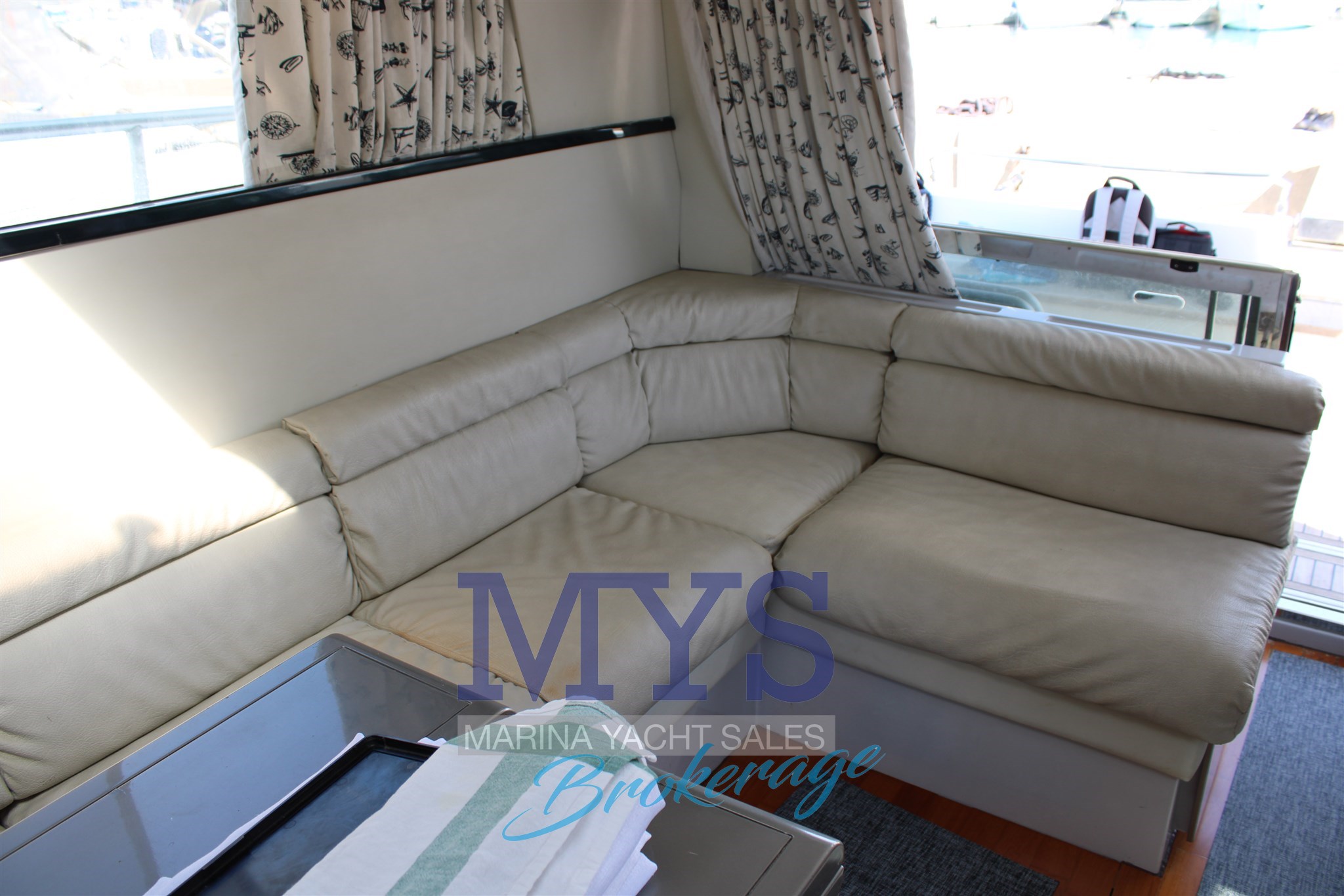 1991 Ferretti Yachts Ferretti 39 Fly à vendre (photo 15)