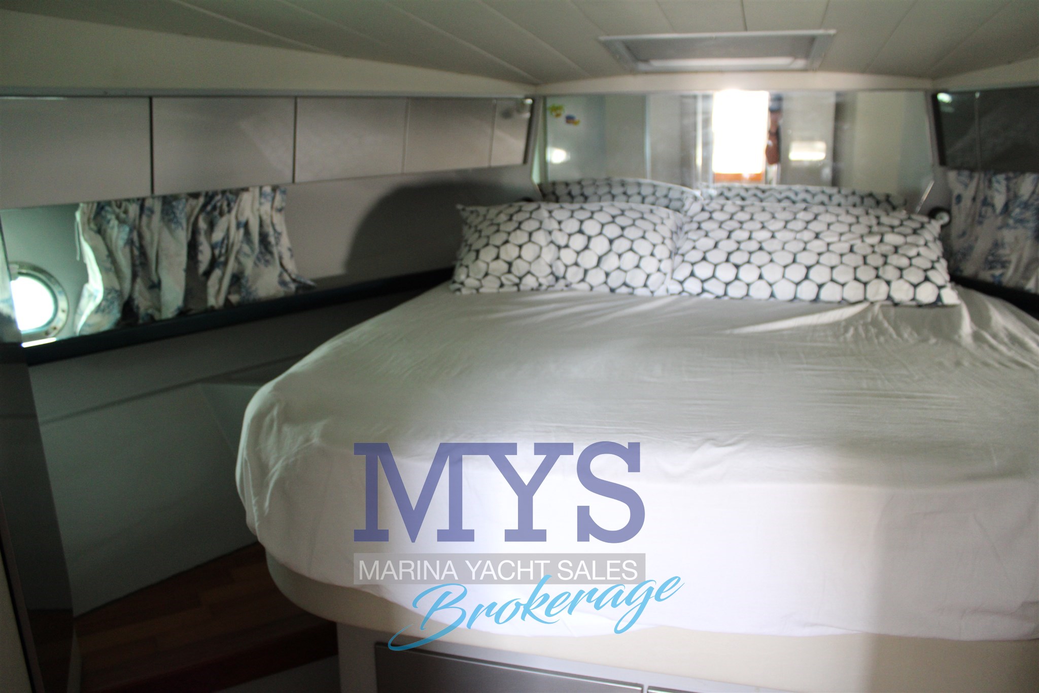 1991 Ferretti Yachts Ferretti 39 Fly à vendre (photo 19)
