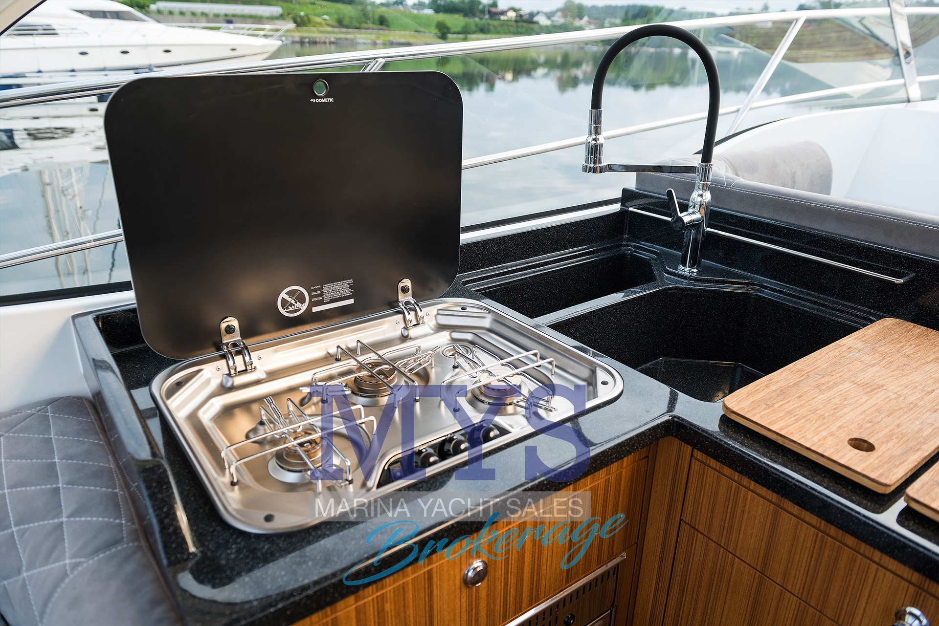 2025 Marex 360 Cabriolet Cruiser à vendre (photo 12)