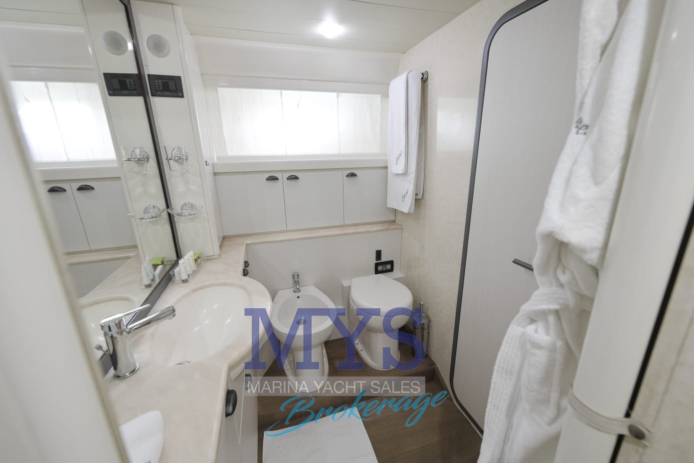 1997 Ferretti Yachts Ferretti 70 te koop (photo 16)