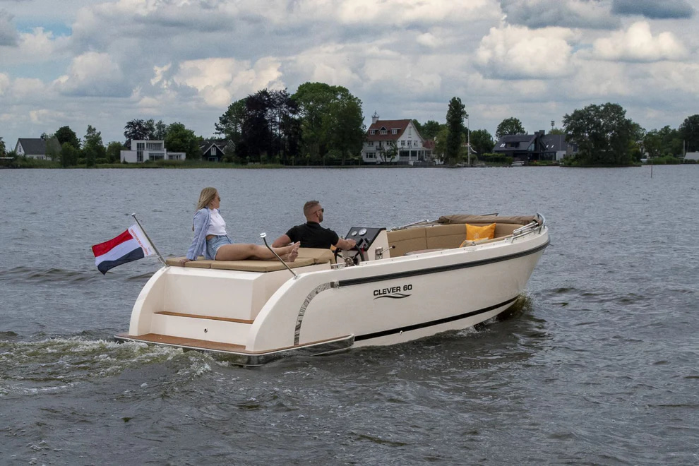 2026 Clever 60 Tender à vendre (photo 9)