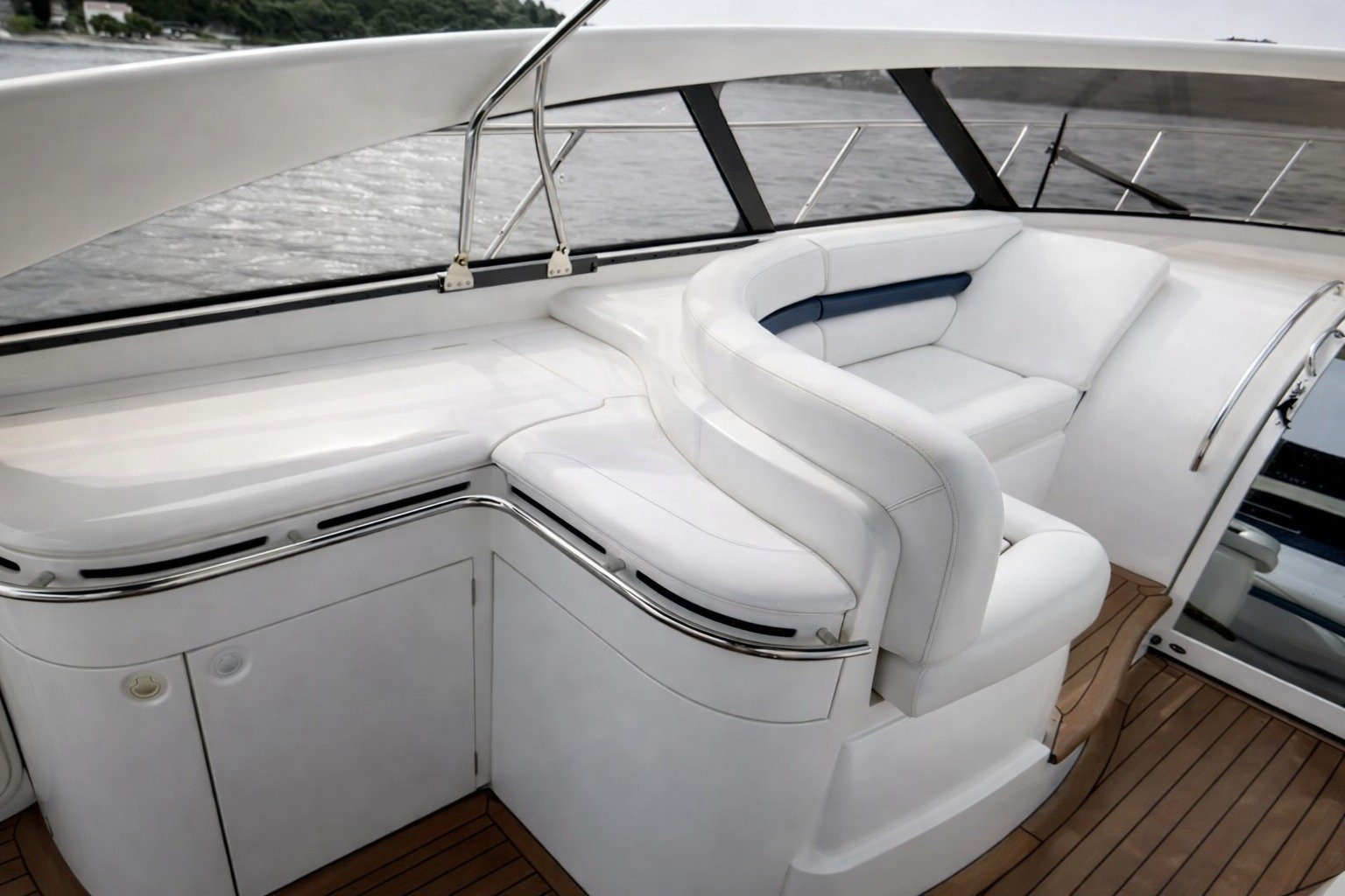 2002 Princess V50 for sale (photo 7)