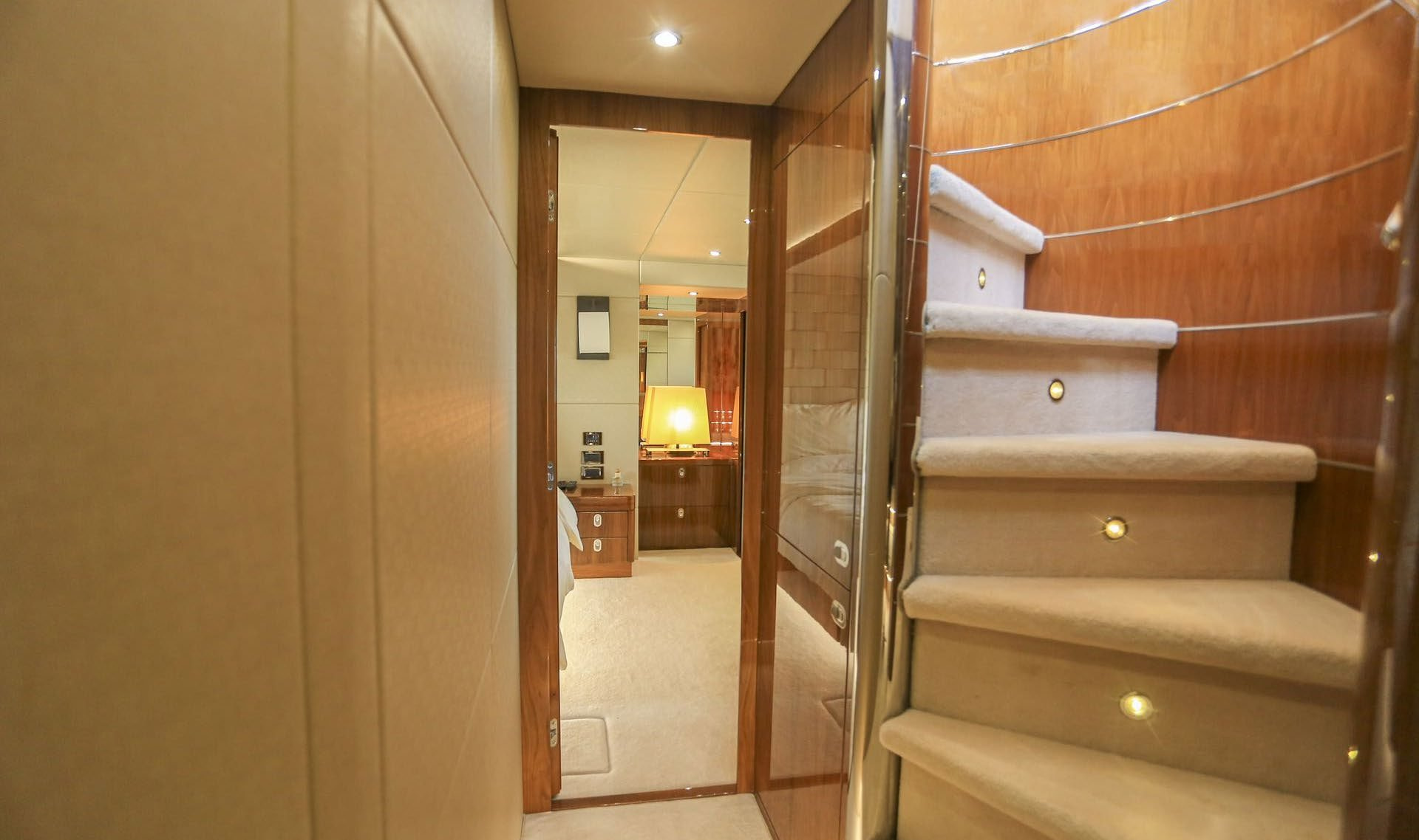 2015 Sunseeker 75 Yacht na sprzedaż (photo 16)