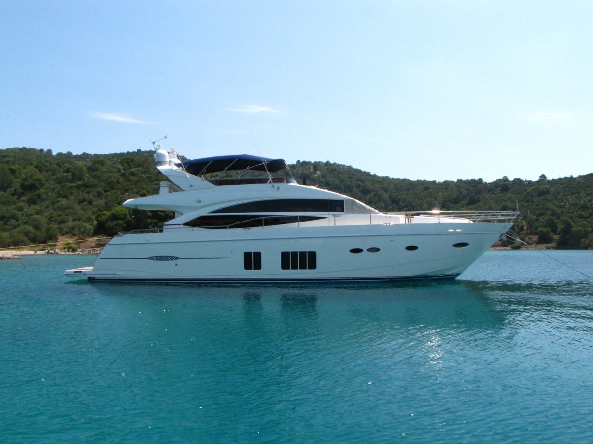 2014 Princess 72 for sale (photo 2)
