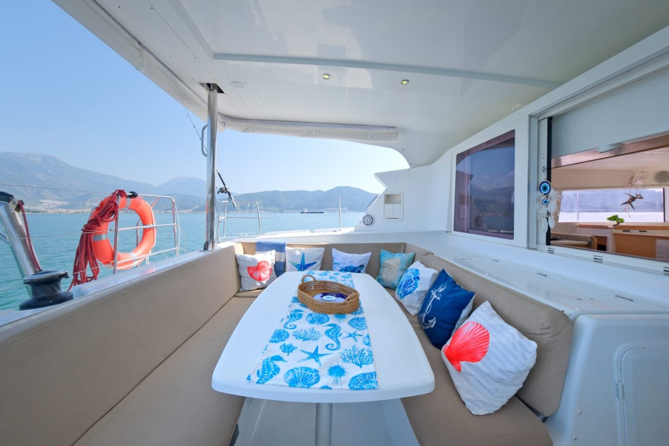 2015 LAGOON 42.1 te koop (photo 2)
