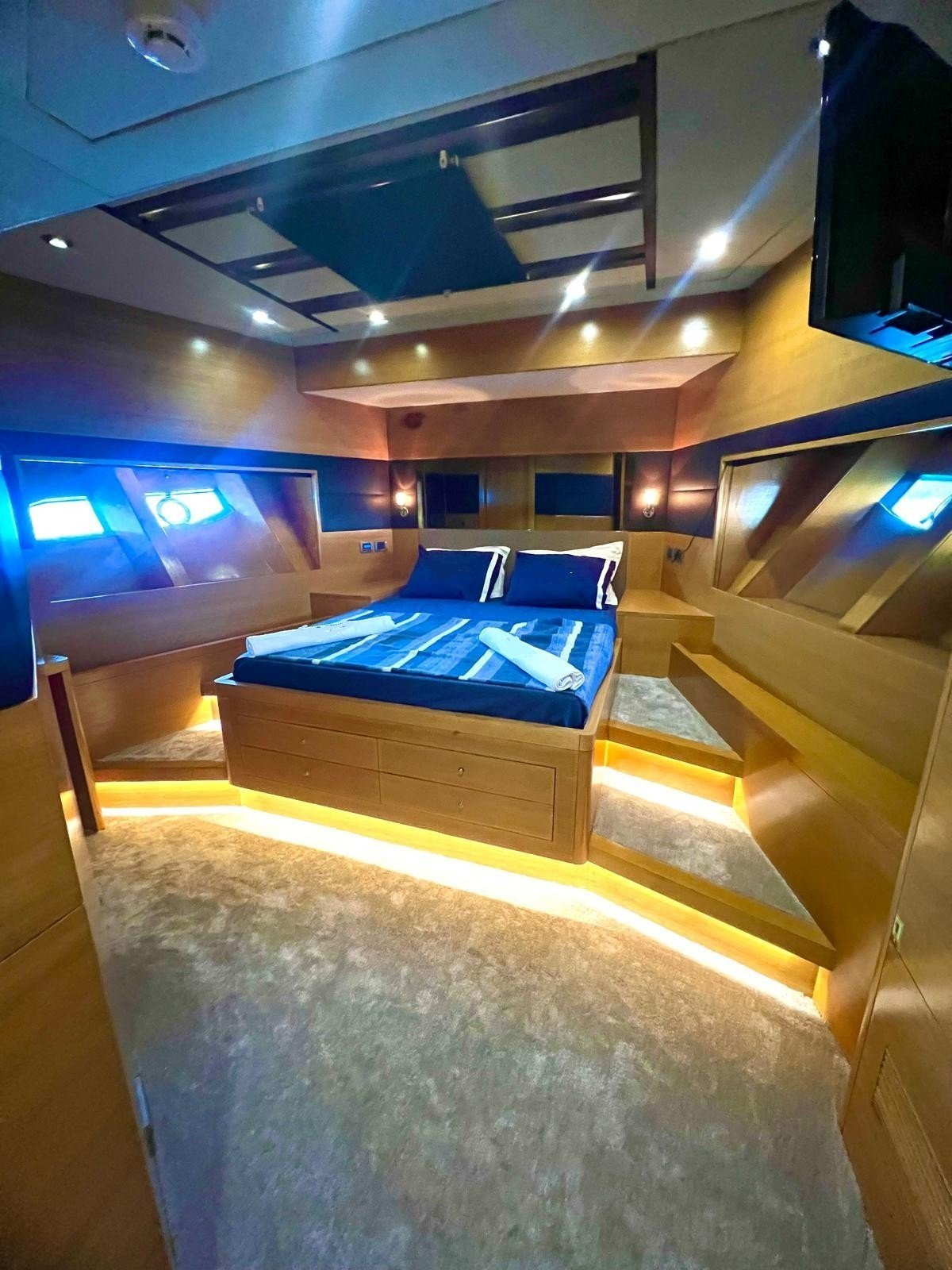 2025 Azimut 30 Metre zu chartern (photo 22)