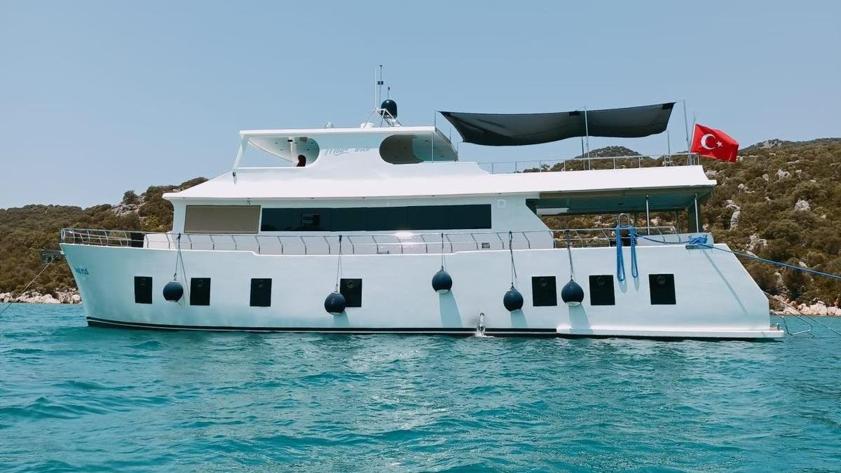 2025 Trawler 25 Metre a noleggio (photo 1)