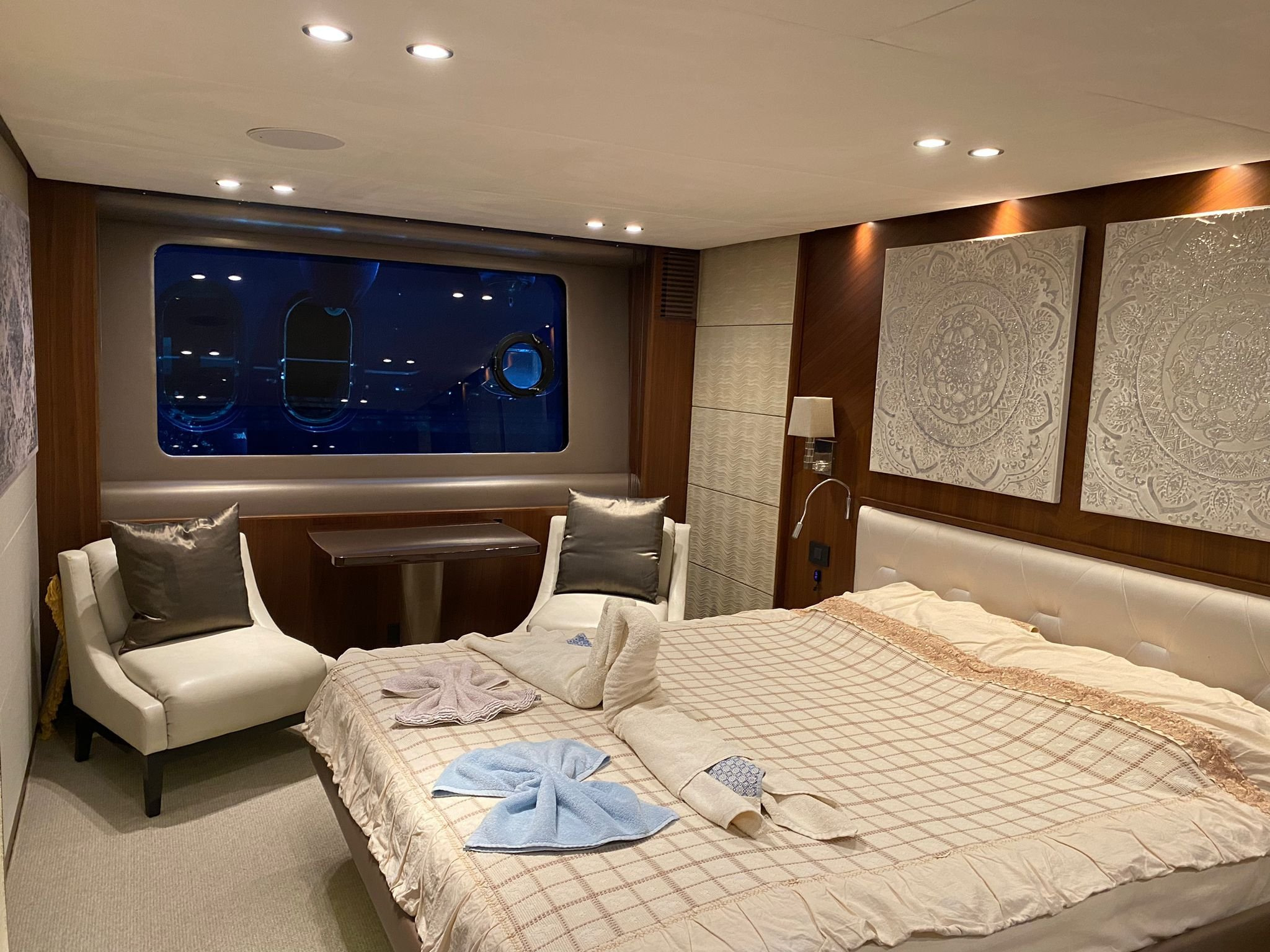 2014 Princess 82 para fretamento (photo 41)