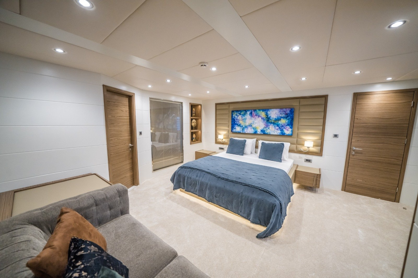 2022 Custom 42 Metre en alquiler (photo 14)