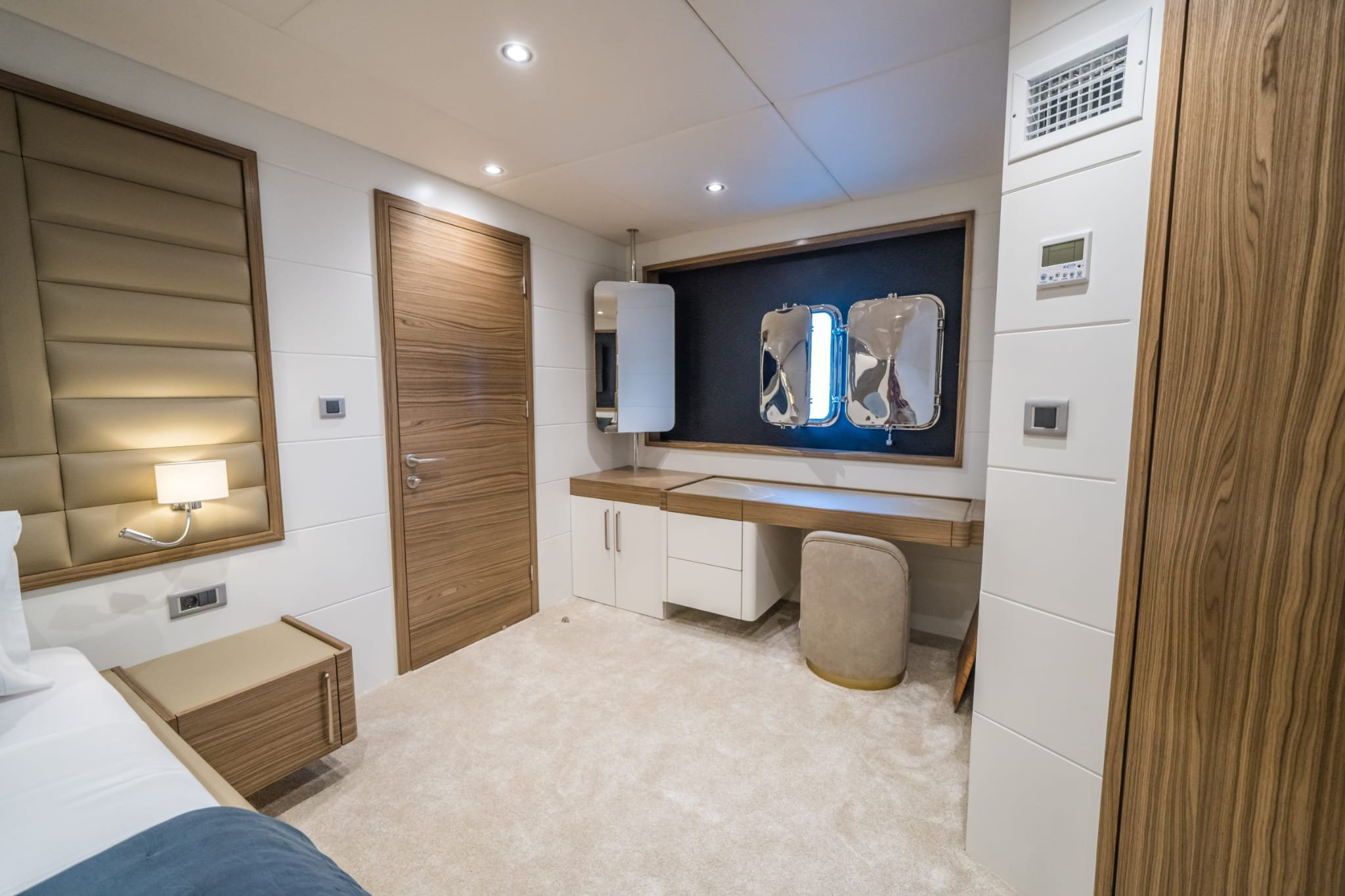 2022 Custom 42 Metre en alquiler (photo 20)