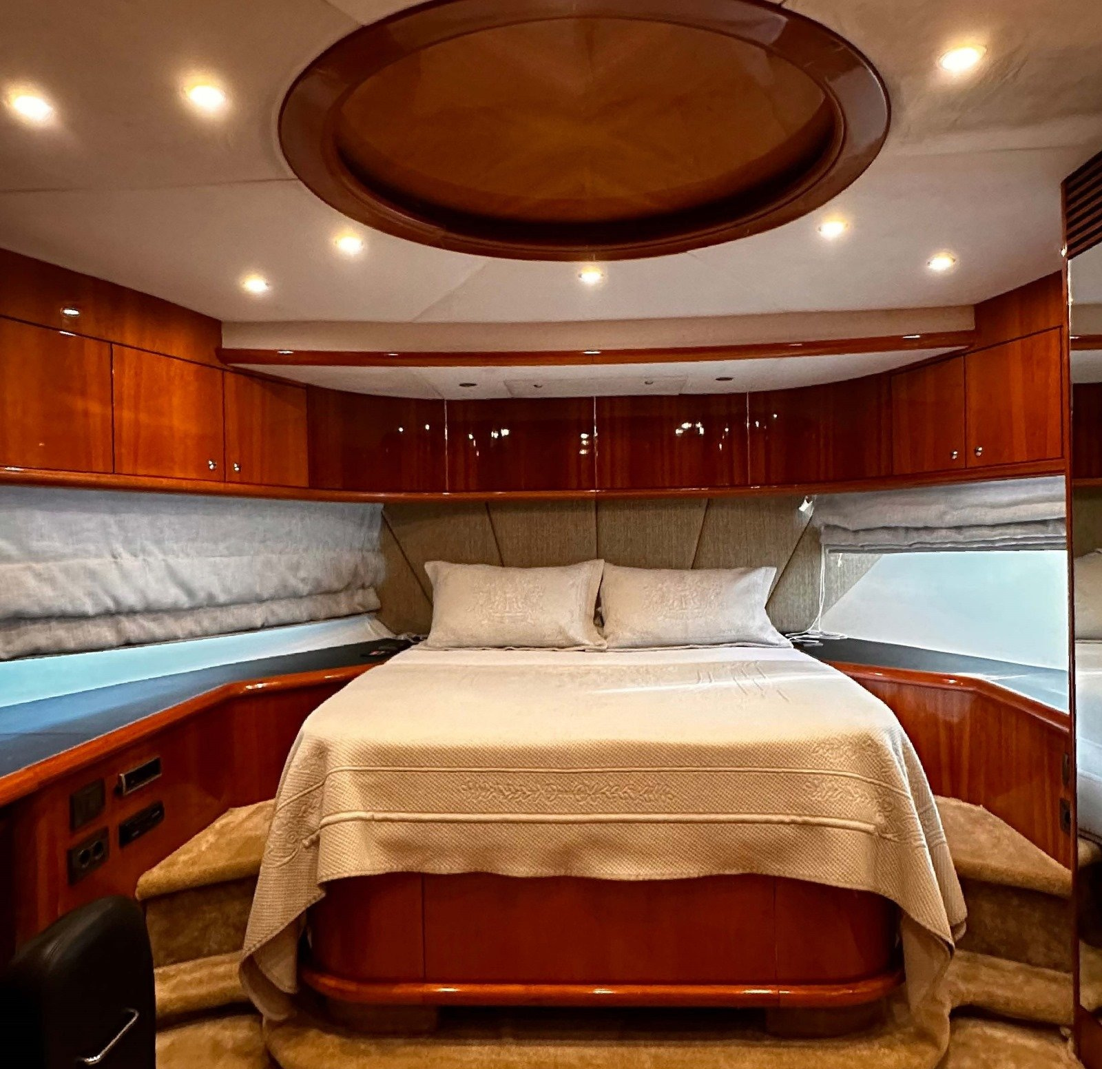 2025 Sunseeker 92 na czarter (photo 10)