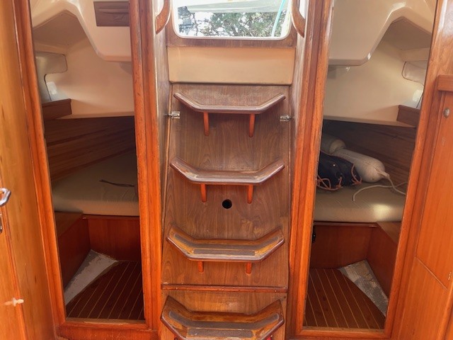 1995 Jeanneau Sun Odyssey 33.1 na sprzedaż (photo 37)