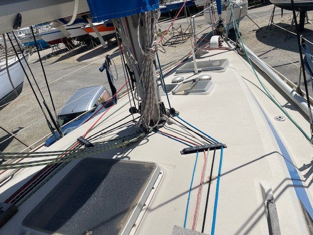 1982 Beneteau First 35 GTE for sale (photo 11)