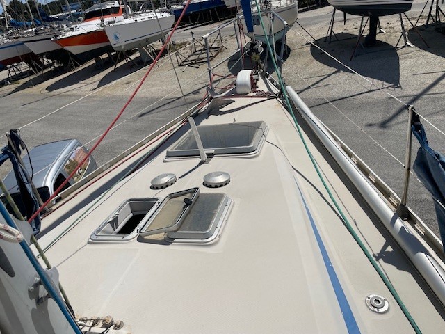 1982 Beneteau First 35 GTE for sale (photo 12)
