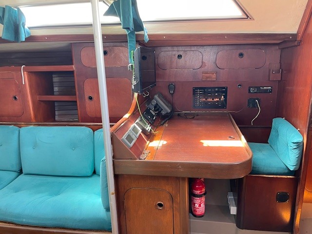 1982 Beneteau First 35 GTE for sale (photo 22)