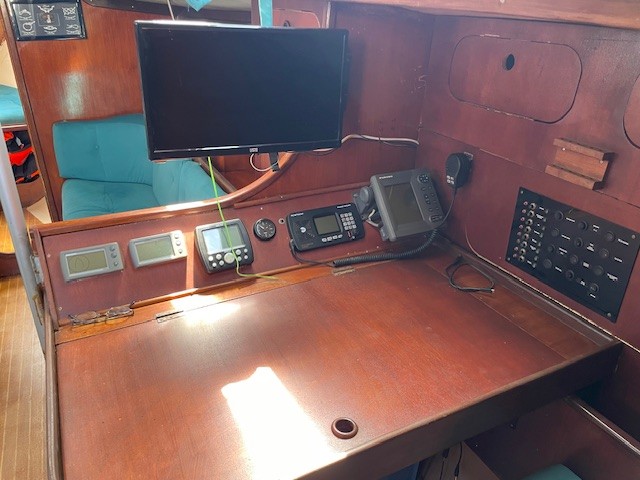 1982 Beneteau First 35 GTE for sale (photo 23)