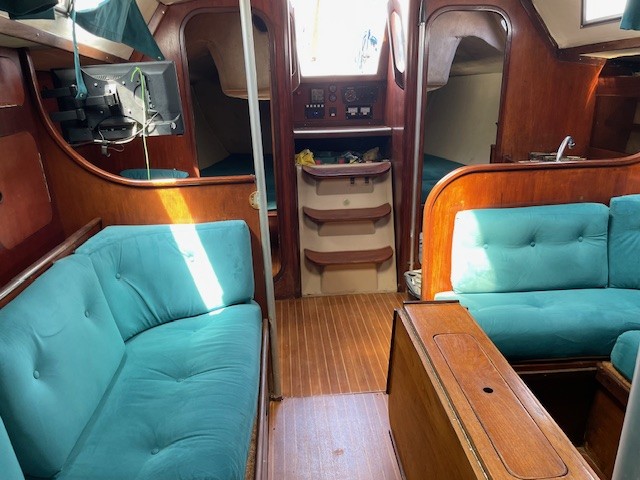 1982 Beneteau First 35 GTE for sale (photo 28)
