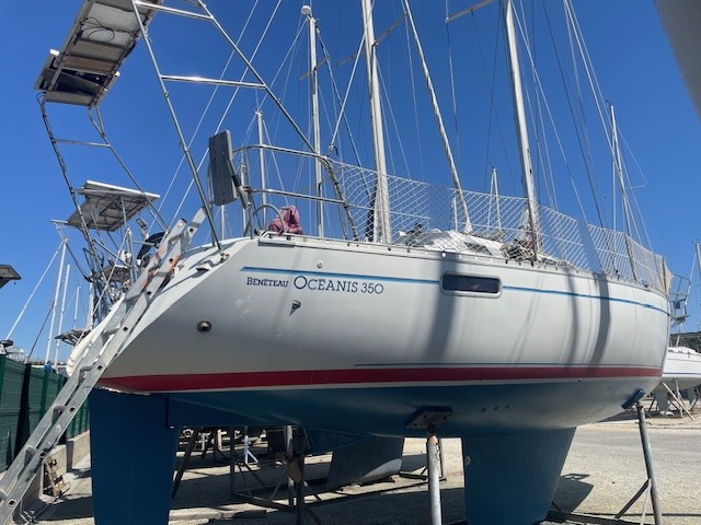 1987 Beneteau Oceanis 350 for sale (photo 9)